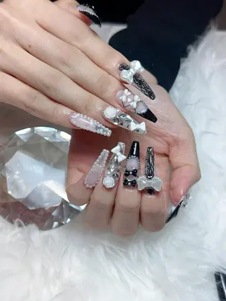 ネイル Eli Muse 新宿ネイルのネイルデザイン