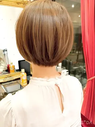 ショート カラー 大人女性ショート専門 tomodaのヘアスタイル