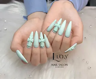 Lucky Nail Salonのネイルデザイン