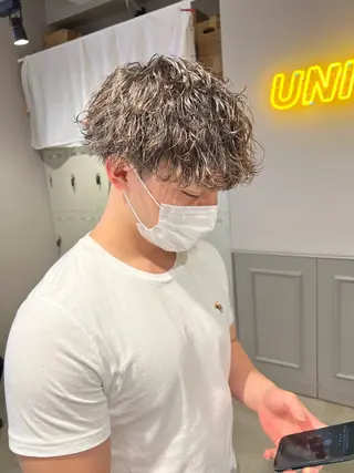 ミディアム パーマ メンズ メンズパーマ特化 TAIGAのヘアスタイル