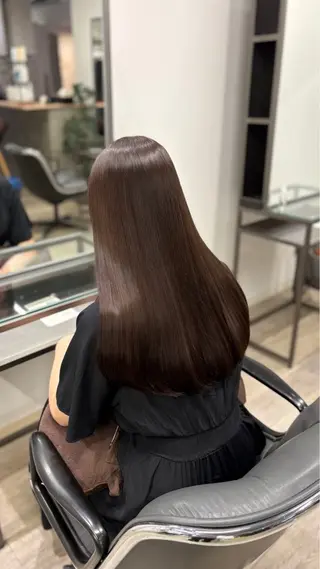 カラー 山下 穂嘉のヘアスタイル