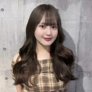 ロング 💙透明感カラー推し 🇰🇷ココロ🦋のヘアスタイル