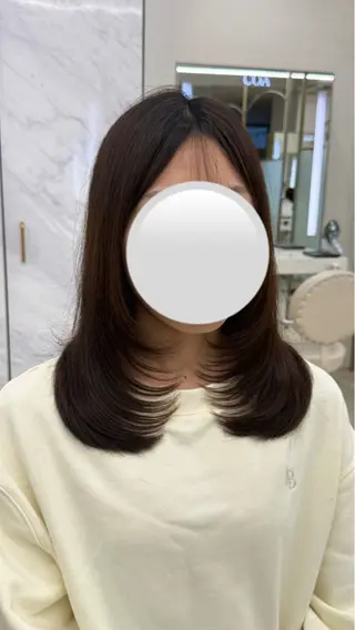 ミディアム 無料募集/ミディアム レイヤー日向のヘアスタイル