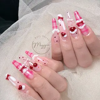 ネイル Maggie Nail🦩のネイルデザイン