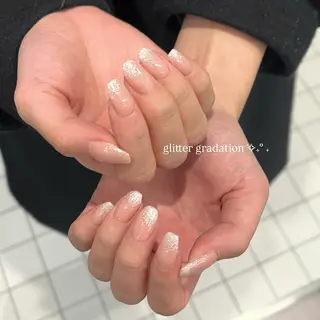 ネイル 横浜Nailist 𝜗𝜚春菜のネイルデザイン