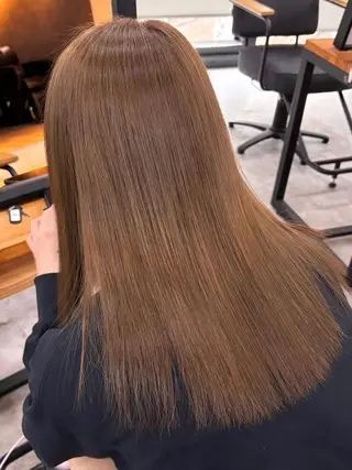 カラー ili 梅田のヘアスタイル