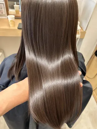 ロング カラー 久木原 ゆりのヘアスタイル