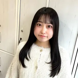 ミディアム 池田 優那のヘアスタイル