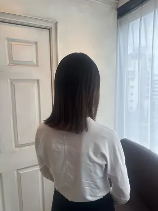 セミロング 透明感カラー💜 モテ髪 空陽💙のヘアスタイル
