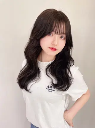 ロング カラー ヘアアレンジ ブリーチカラー うたのヘアスタイル