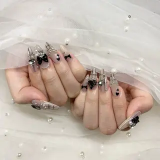 ネイル ୨୧ mio୨୧のネイルデザイン
