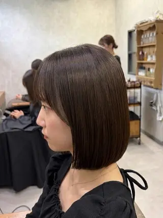 ミディアム 「ボブ指名No.1」 髪質改善.縮毛矯正のヘアスタイル
