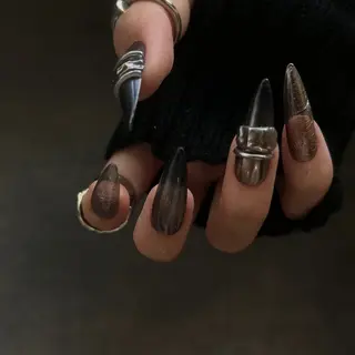 ネイル Ray. ／綺麗目ニュアンスのネイルデザイン