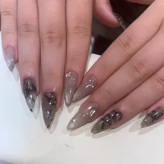 ネイル unopulir Miyuのネイルデザイン