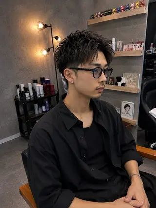 ショート パーマ quill クイル　ツボイタクマのヘアスタイル