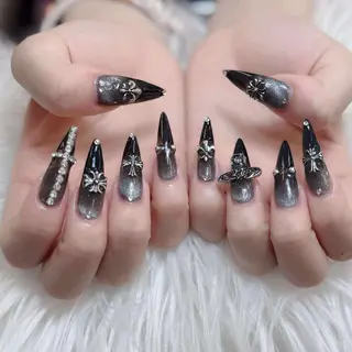 ネイル ANH NAIL ゴテゴテ専門店💎のネイルデザイン
