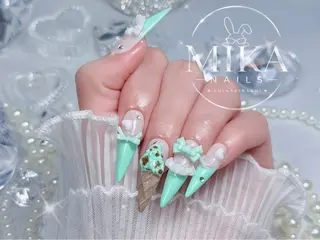 ネイル 🦊Genie🦊 Mika Nailsのネイルデザイン