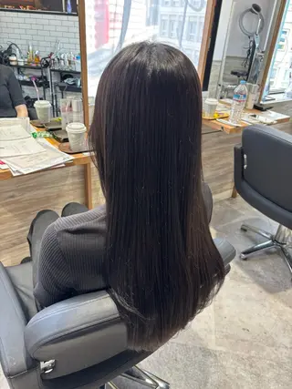 ロング まみ/ 透明感カラー🤍のヘアスタイル