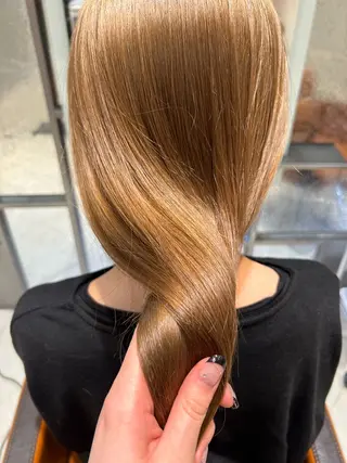 ロング カラー 竹内 優来のヘアスタイル