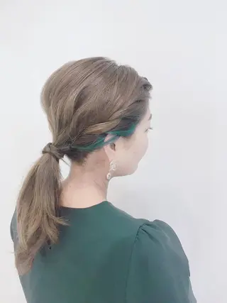 カラー 神田 菜々子のヘアスタイル