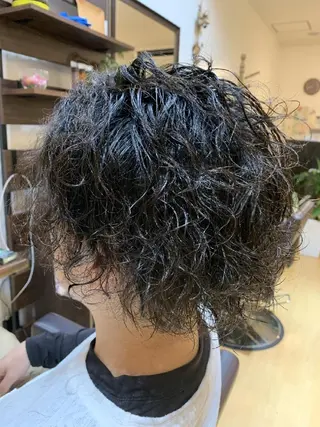 メンズ パーマ サトウ シューイチのヘアスタイル