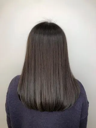 セミロング カラー 【透明感、艶髪】西村 有司のヘアスタイル
