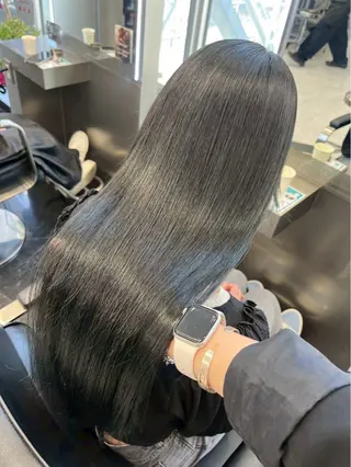ロング カラー パーマ 色落ちまで盛れる 💟まなみのヘアスタイル