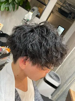 ミディアム パーマ メンズ メンズ縮毛矯正 細谷碧海のヘアスタイル