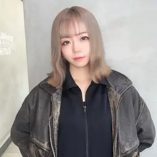 カラー LENA🎀 ハイトーン/エクステのヘアスタイル