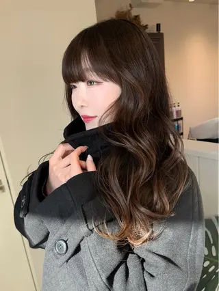 セミロング カラー レイヤーカット/韓国 /心斎橋/宮城ほのかのヘアスタイル