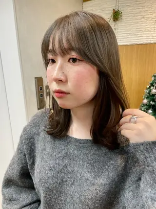 ミディアム カラー パーマ 髪質改善/縮毛矯正/ 透明感🩵NANAのヘアスタイル