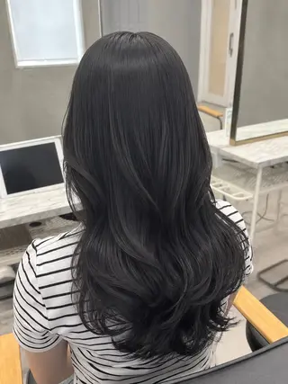 ロング カラー 西山奈那 🎀【zina新宿】のヘアスタイル