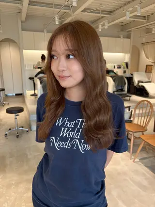 ロング カラー 周東 芽依のヘアスタイル