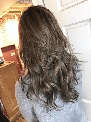 ロング カラー 【代表】高山 一真のヘアスタイル