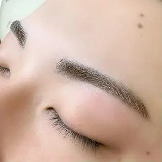 アイブロウ OPS hair ミクのマツエク・マツパデザイン