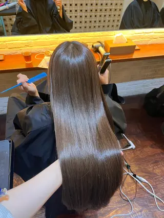 カラー CoCoon sayuのヘアスタイル
