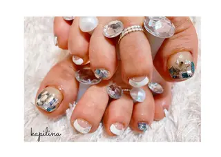 ミディアム kapilina salonの眉毛・アイブロウイメージ