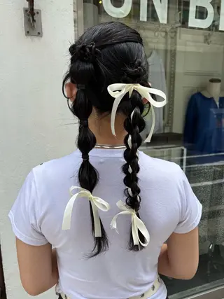 セミロング ヘアアレンジ なぎさ 🎀 / 透明感カラー/心斎橋のヘアスタイル
