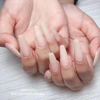 ミディアム ネイル 🐾enen style 🐾のネイルデザイン