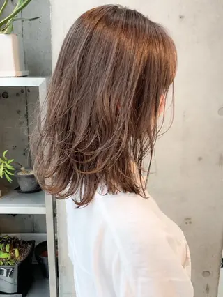 ミディアム カラー 透明感カラー 大人グレージュ有村のヘアスタイル