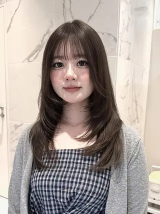 ロング アヴァンスクロス あべのルシアス店のヘアスタイル