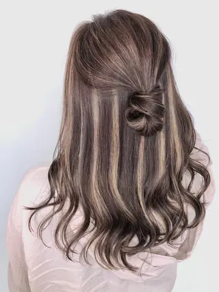 ミディアム カラー ブリーチ 透明感HIDEのヘアスタイル