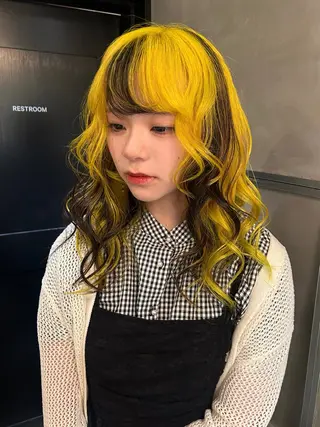 セミロング カラー デザイン/アレンジ ❤︎イシイレイのヘアスタイル