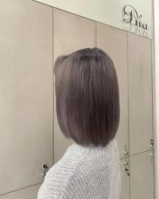 カラー D'na ディーナのヘアスタイル