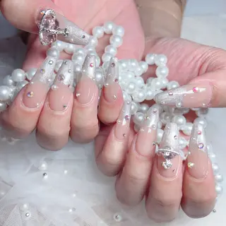 ネイル M🌷nail 長さだし専門店のネイルデザイン