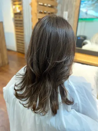 セミロング Luzir⭐︎ GEN⭐︎のヘアスタイル