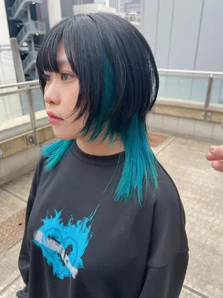 ミディアム カラー スダユーヤ 💫推しカラーウルフのヘアスタイル