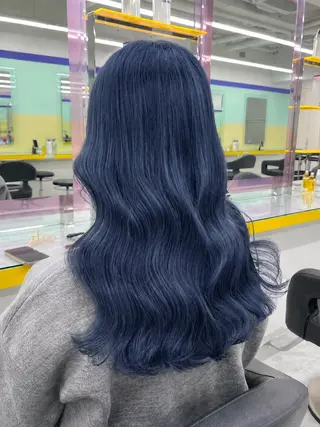 ロング カラー 寒色/韓国カラー Ukyouのヘアスタイル
