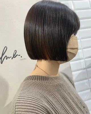 ショート カラー hubhair レイヤー/透明感のヘアスタイル