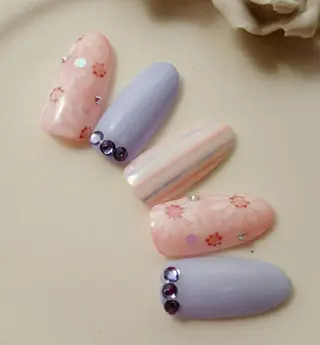 ネイル 下吹越 佳子　のネイルデザイン
